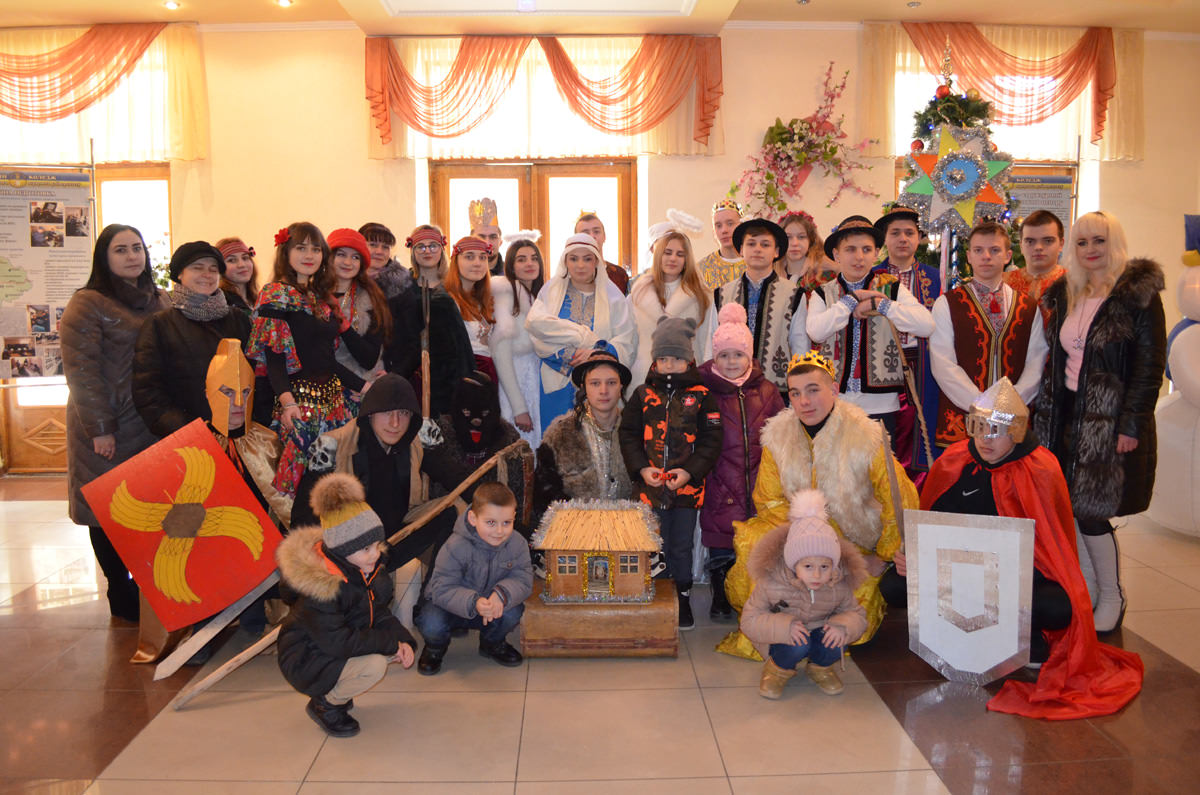 Різдвяний вертеп у Стрийському коледжі