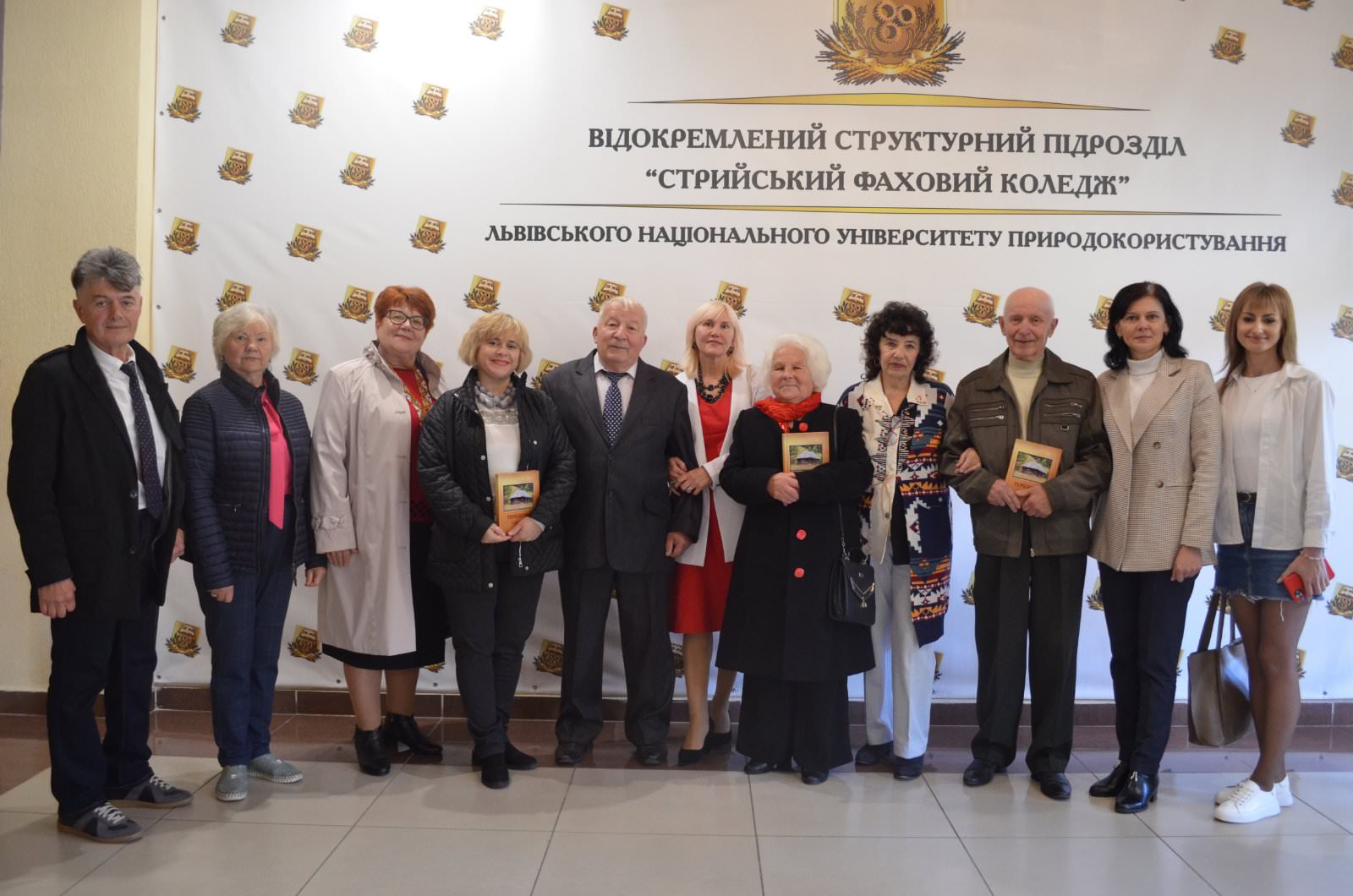 Презентація творчої діяльності Богдана Куртяника