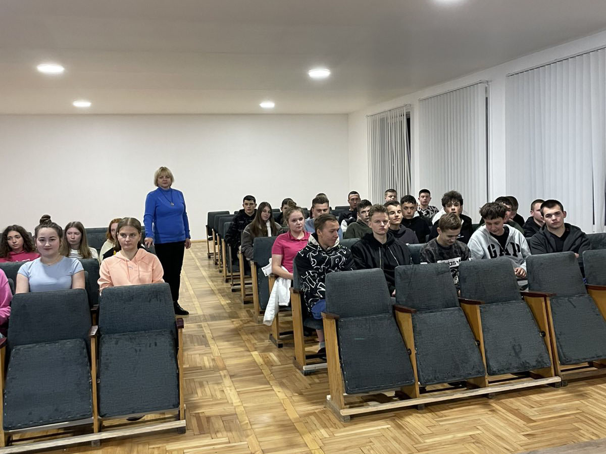 Лекторій у гуртожитку 