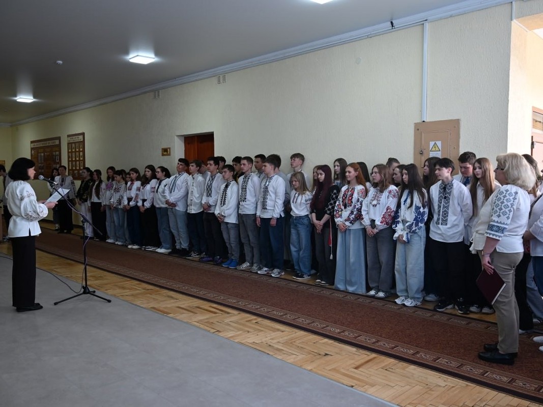 Народжені бути вільними